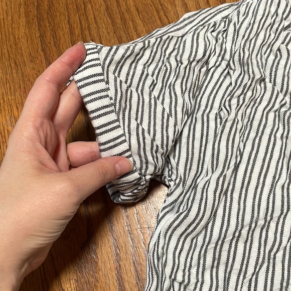 Universal thread button down - Picture 3 of 4